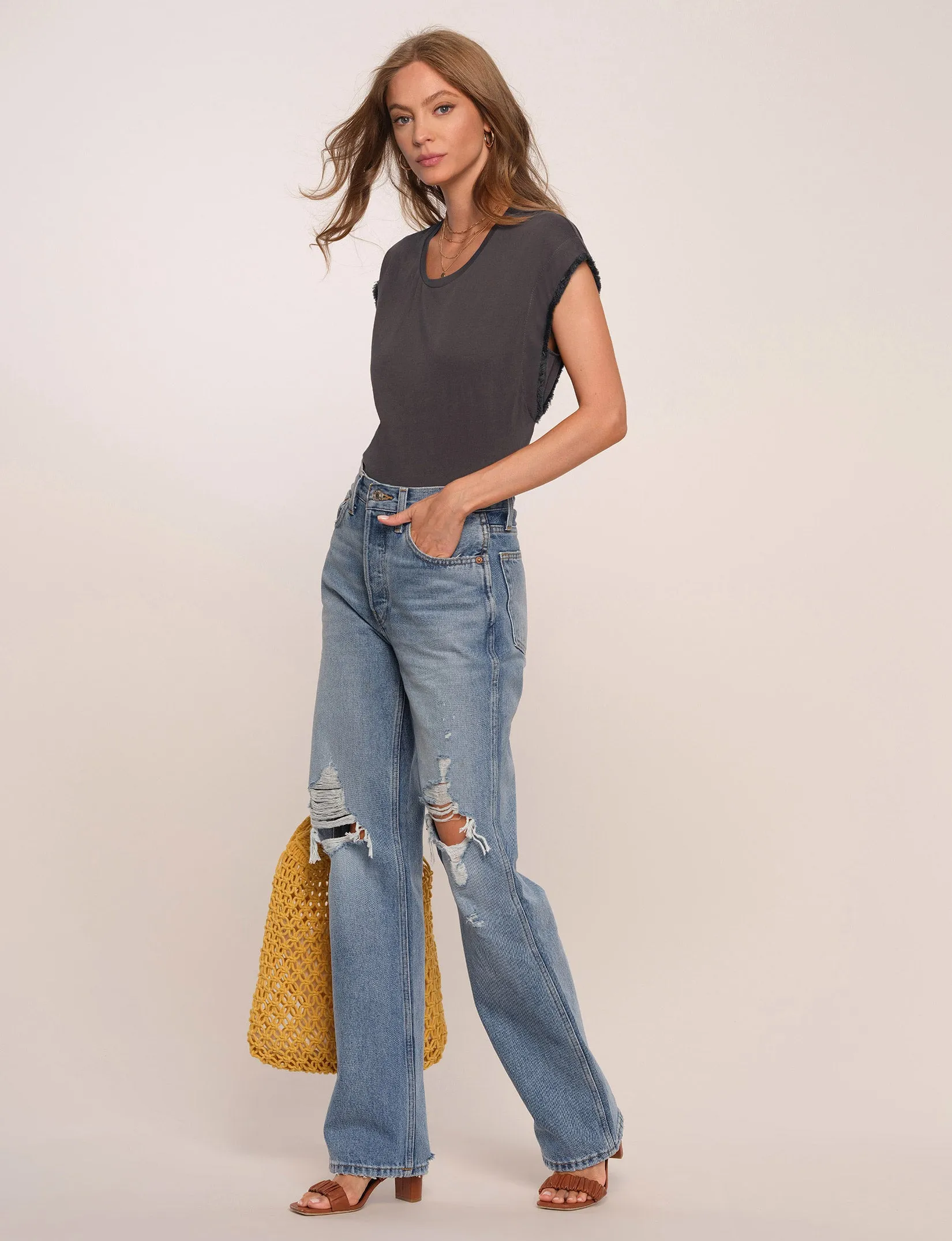 Calla Tee