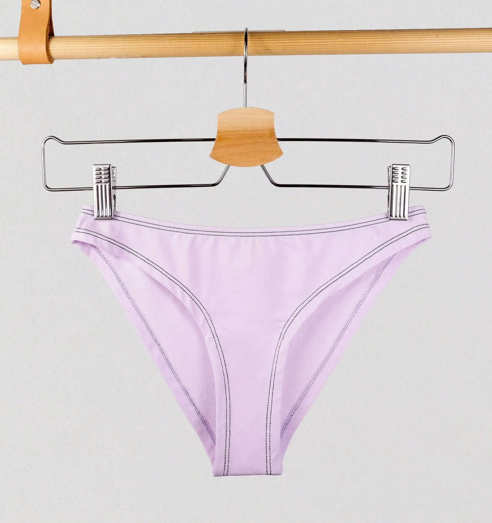 Cotton contour flat seam brief [Lilac]