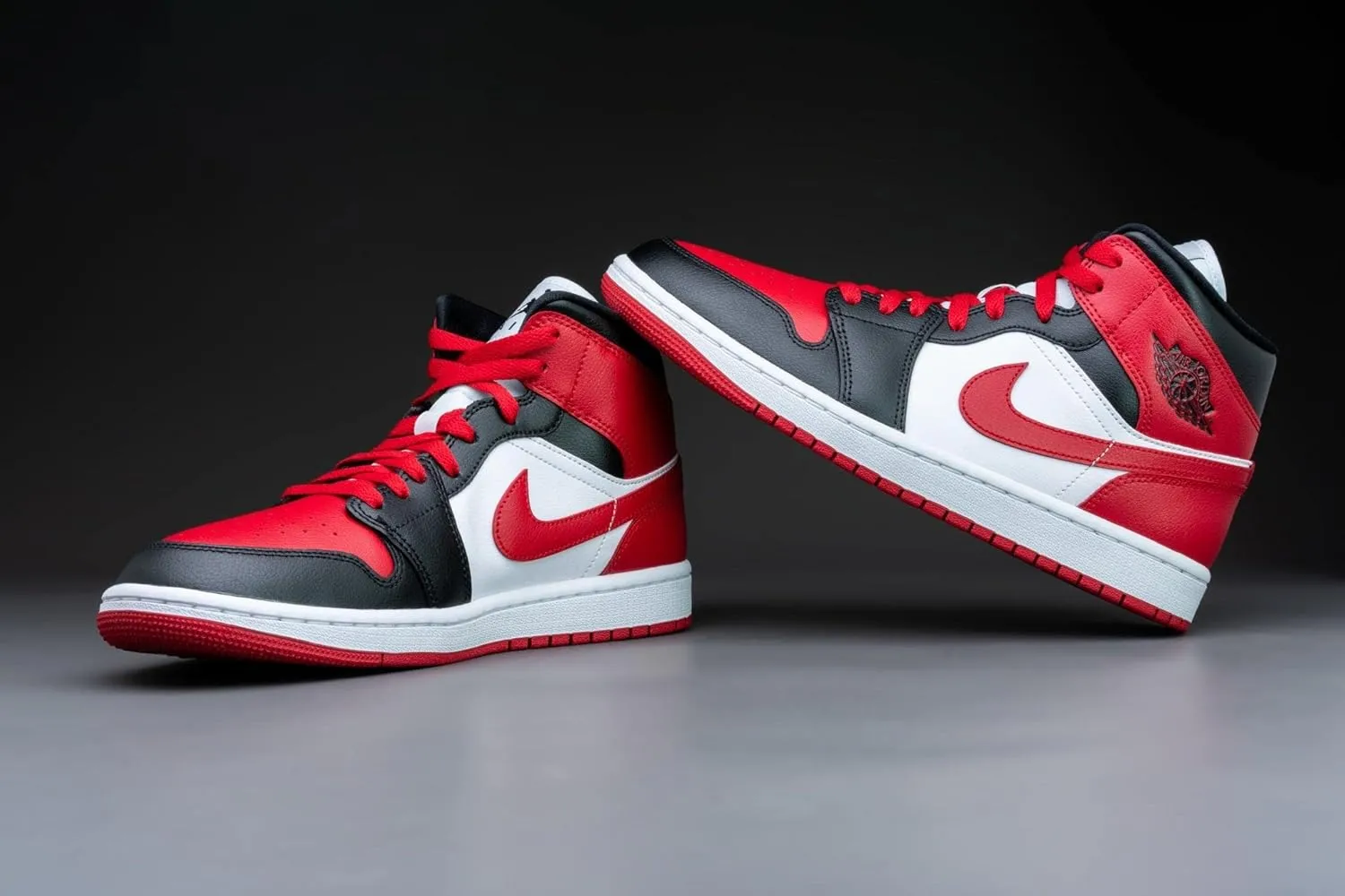 Jordan 1 Mid Women Shoes