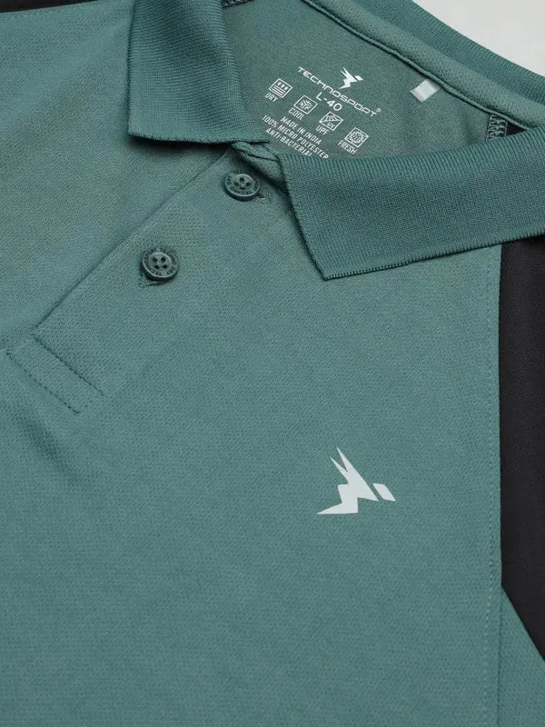 Men Colorblock Slim Fit Polo T-shirt with TECHNO COOL 