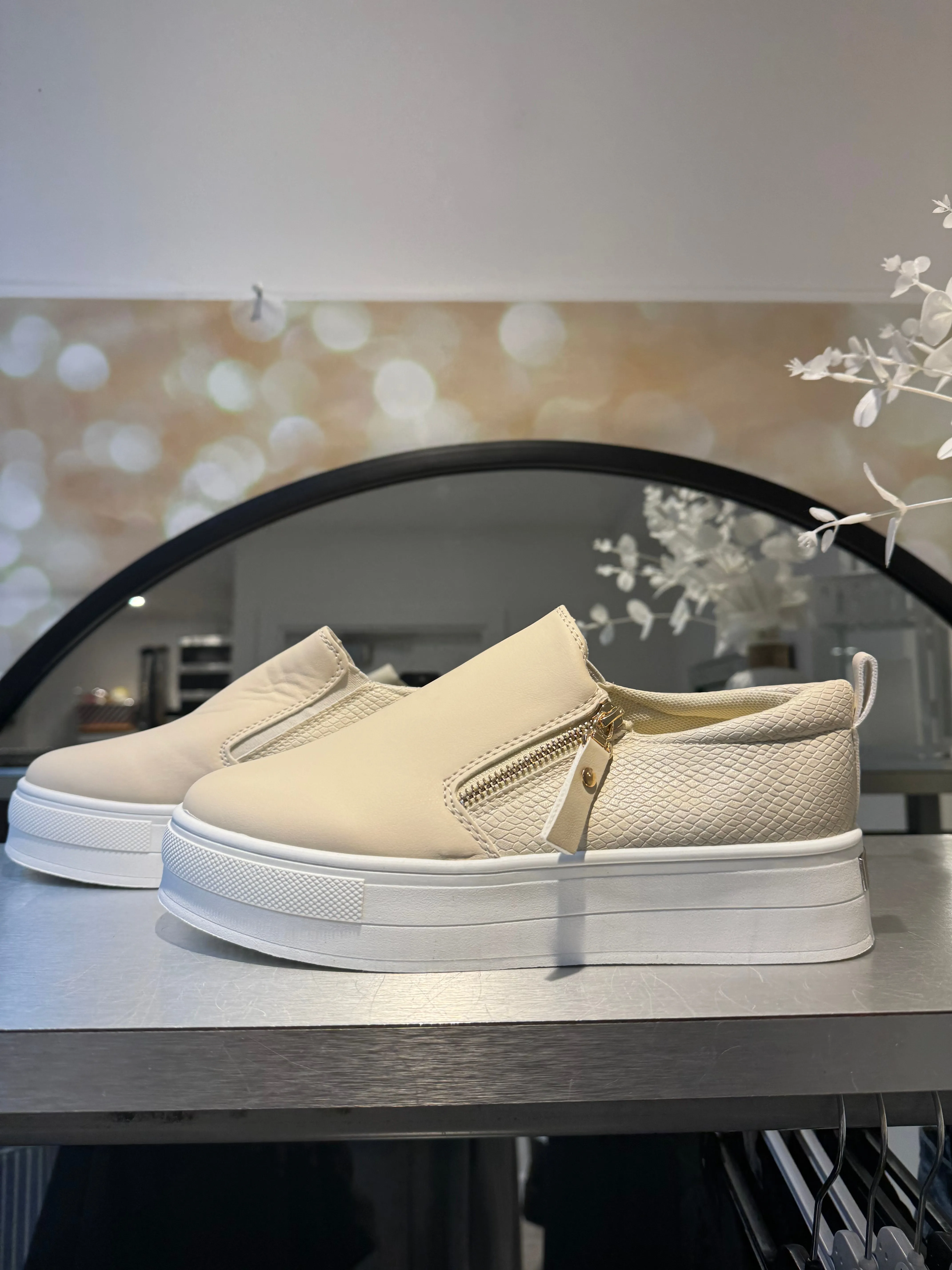 Slip on chunky Trainer/Shoe