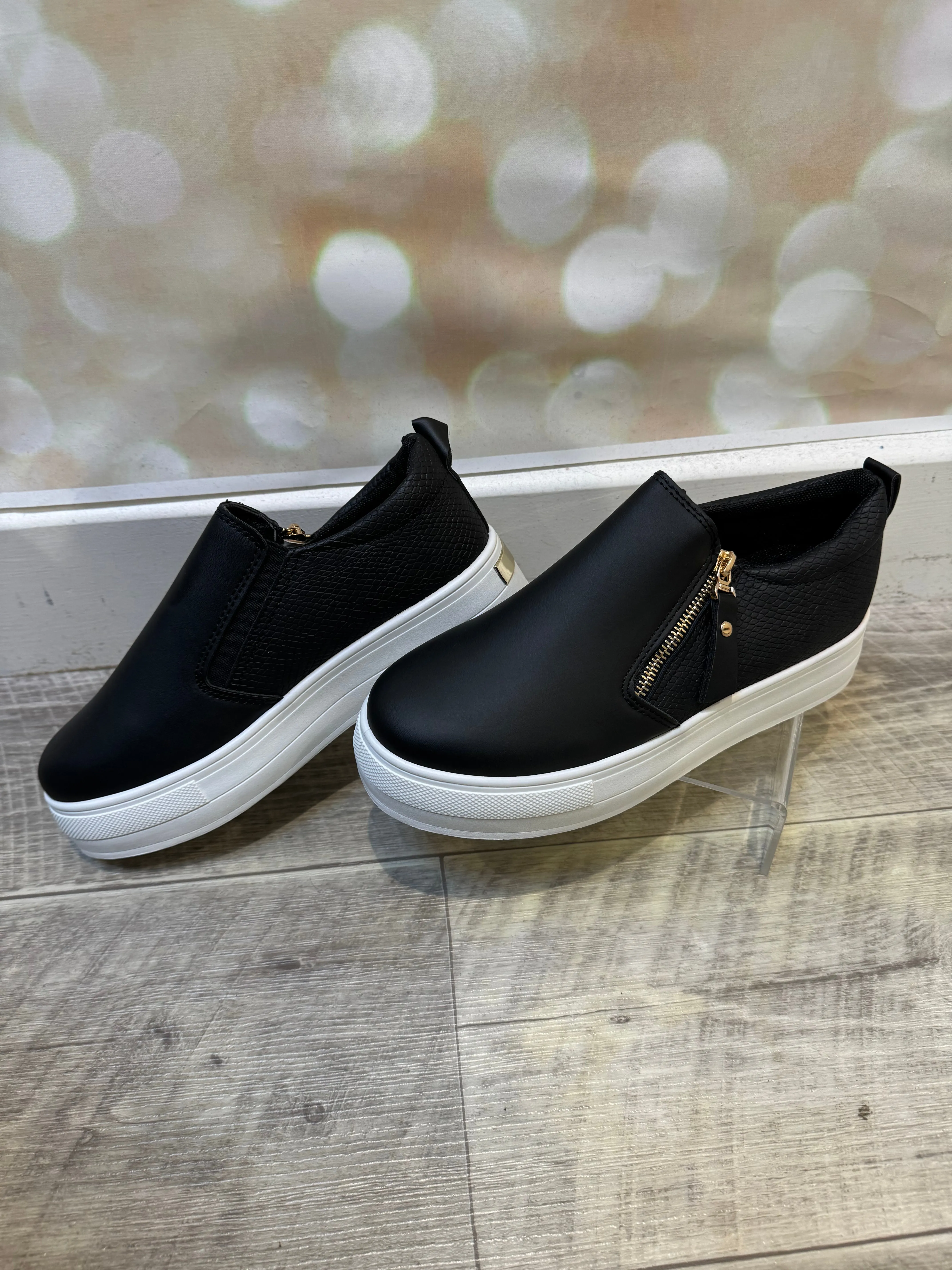 Slip on chunky Trainer/Shoe